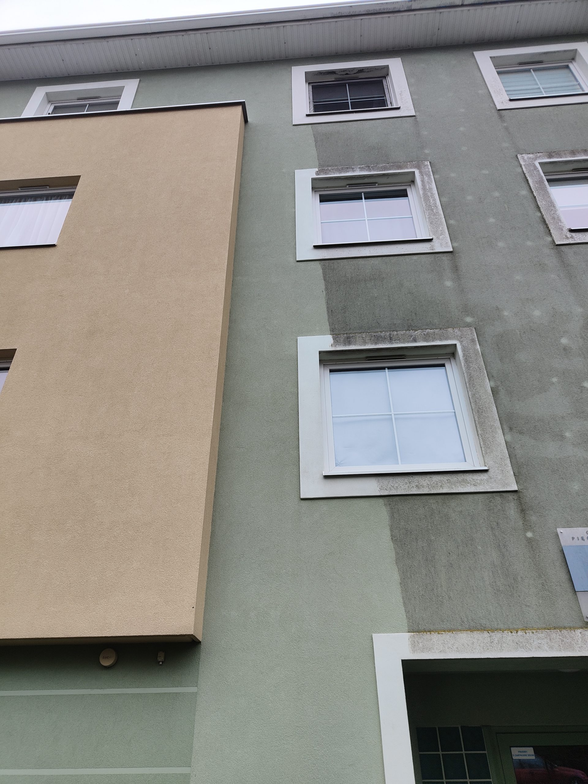 Mycie domu z zewnątrz w Trójmieście – SoftWash24 Mycie domu z zewnątrz w Trójmieście